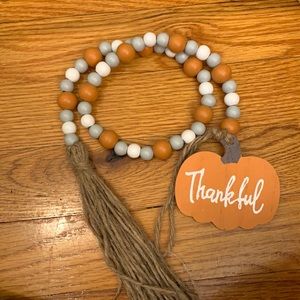 Beaded garland Thankful